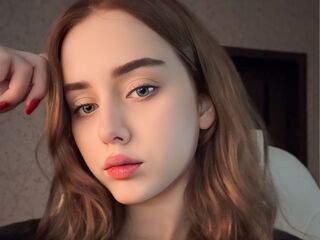 ChelseaCarl's Live cam boobs Profile Image